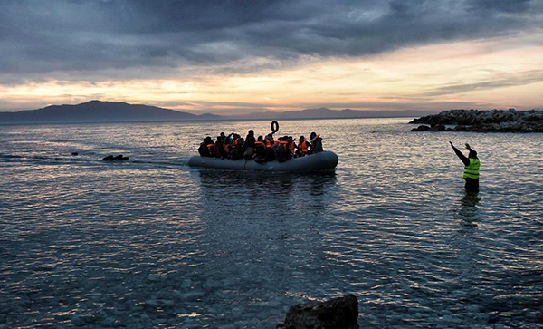 Fears 400 refugees have drowned in Mediterranean after boats capsize