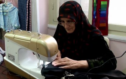 Refugees in Greece work together and build communities