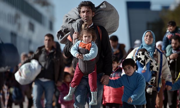 Syrian refugees: more than 5m in neighboring countries now, says UN