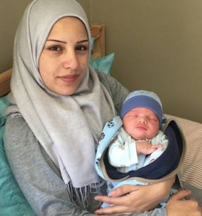 Syria refugees in Canada name their baby Justin Trudeau