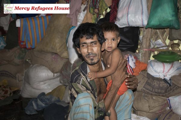 Children are eating in an unhygienic place