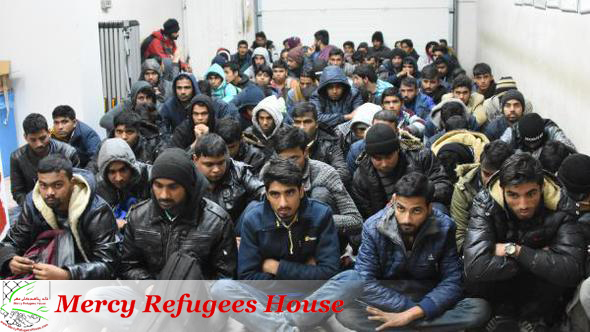 Over 65 migrants, refugees held in northwestern Turkey