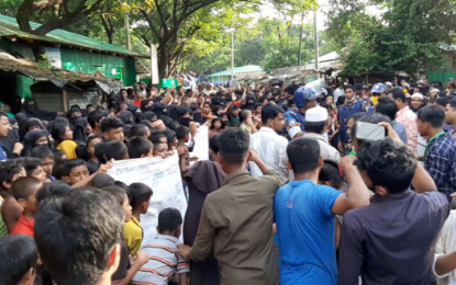 Hundreds injured in Rohingya camp internal clashes