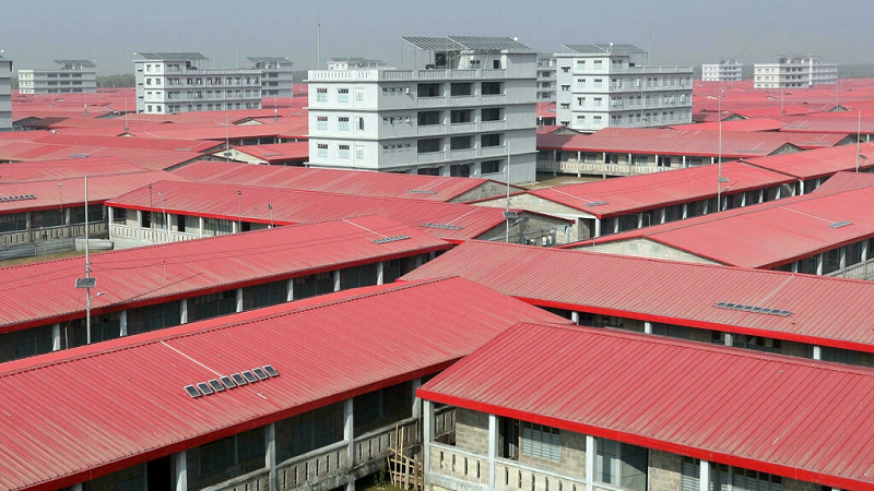 Bangladesh resumes moving Rohingya refugees to flood-prone island