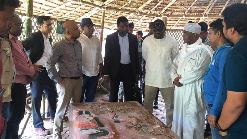 OIC chief visits Rohingya camps in Cox’s Bazar